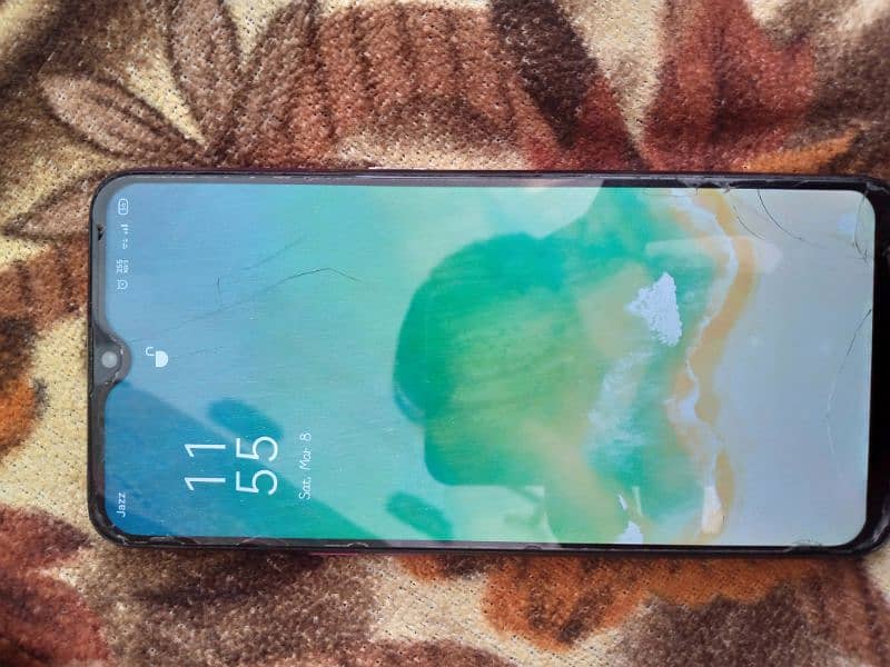 OPPO f9 ram4 rom 64 in 10 /9 condition 9
