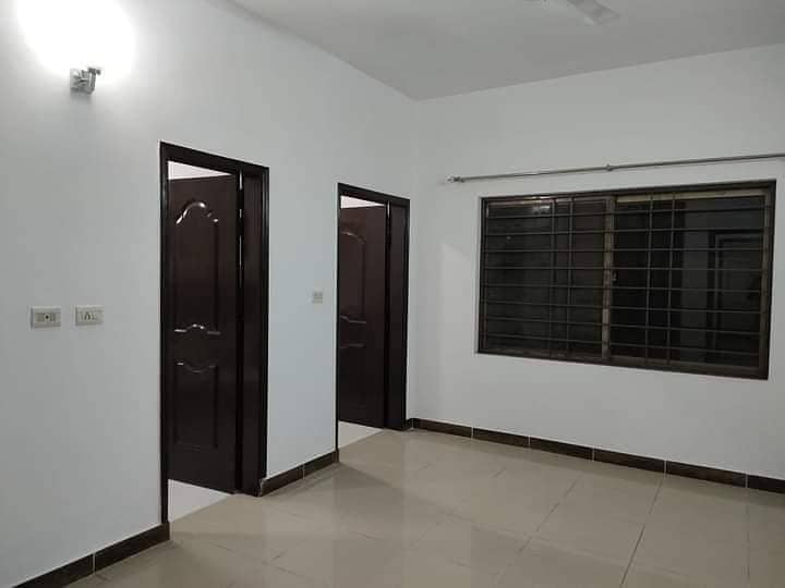 4 Bed apartment available for Rent in Askari 11 sec-B Lahore 2