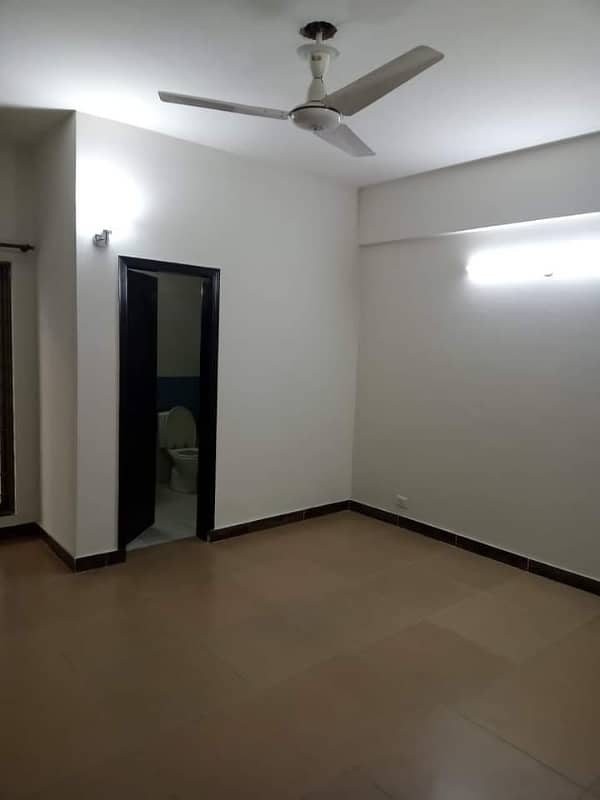 4 Bed apartment available for Rent in Askari 11 sec-B Lahore 25