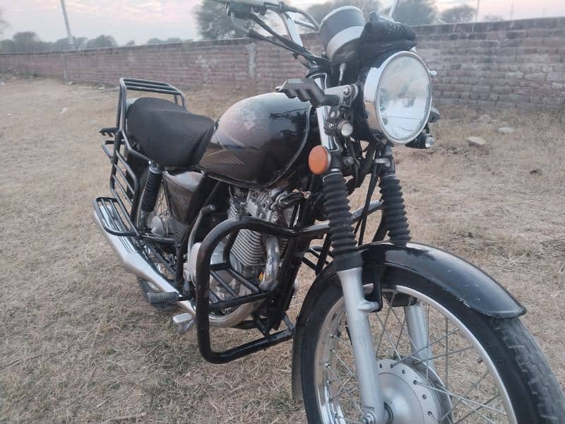 suzuki GS 150 4