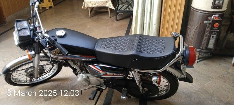 Honda | Model CG 125 | Year 2019 | Lahore Registered Bike 03474077494 1