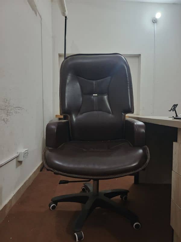 Executive Chair / Boss Chair 2