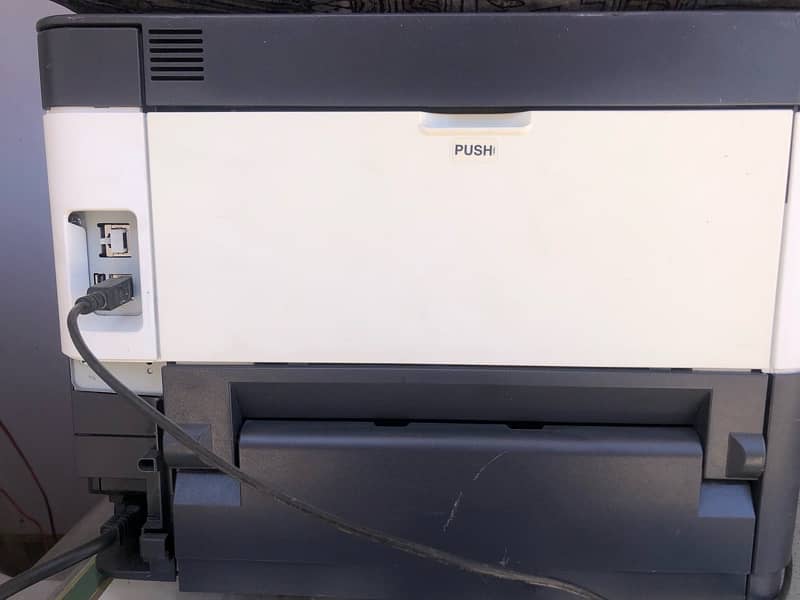 Kyocera FS 2100dn 4