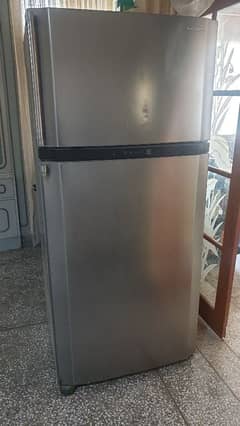 Sharp refrigerator 19.6 cu. ft.