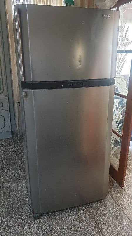 Sharp refrigerator 19.6 cu. ft. 0