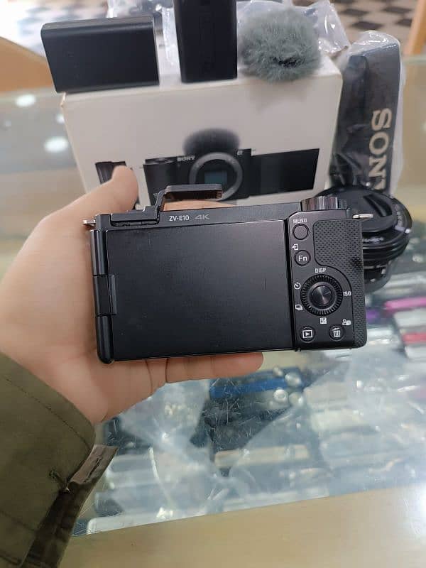 Sony zv-e10 sliding used 10/10 1