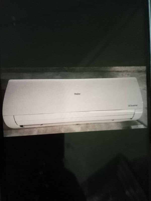 Haier DC inverter 1.5 ton heat and cool,03066951856 0