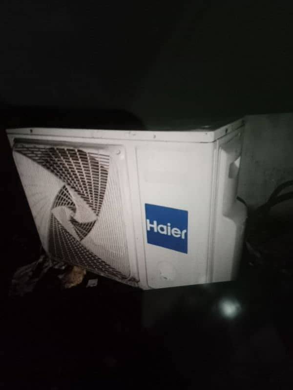 Haier DC inverter 1.5 ton heat and cool,03066951856 2