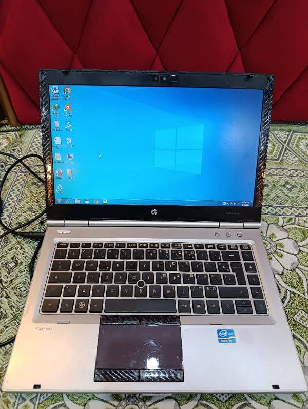 Hp EliteBook 8460 i5 2nd gen 0