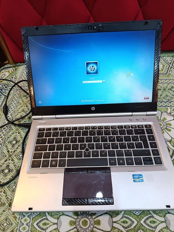 Hp EliteBook 8460 i5 2nd gen 5