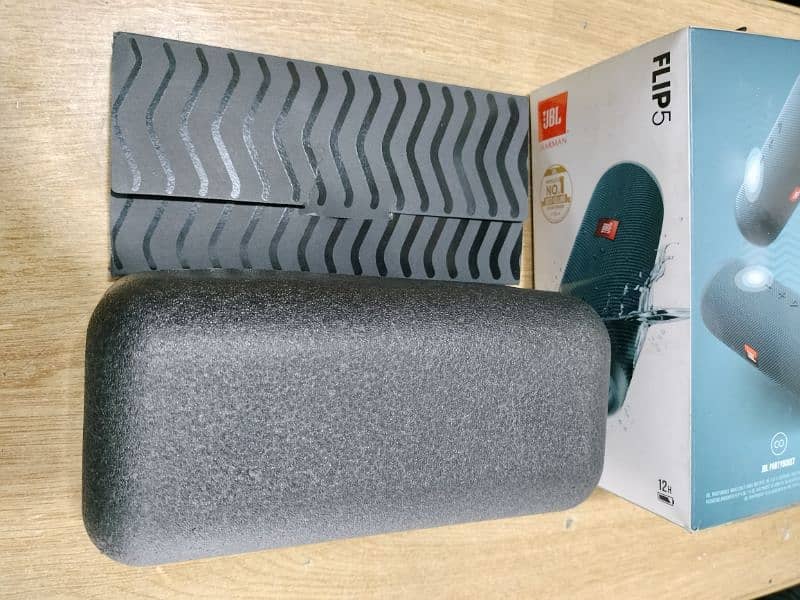 JBL Speaker Flip 5 Original Just Open 2