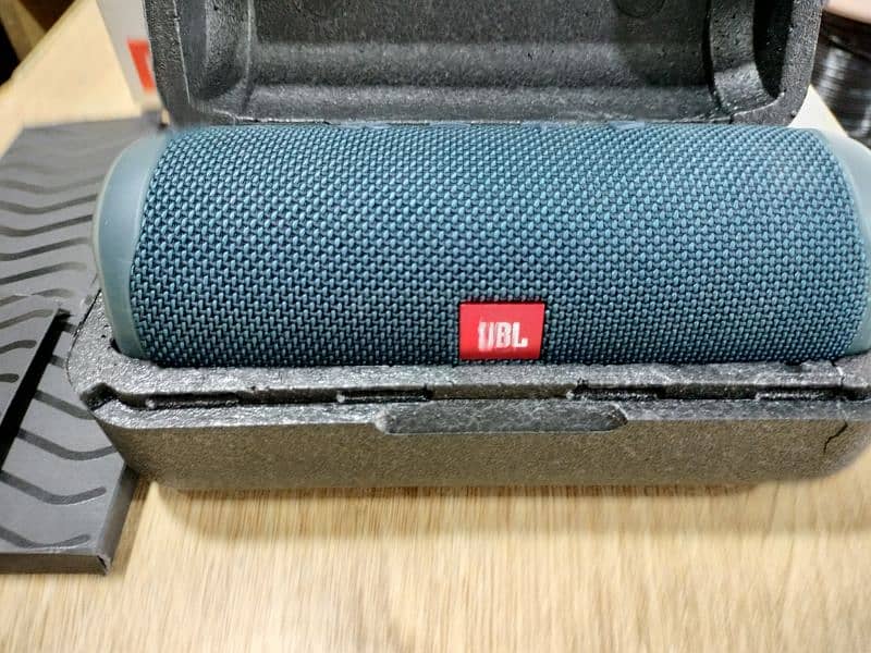 JBL Speaker Flip 5 Original Just Open 4