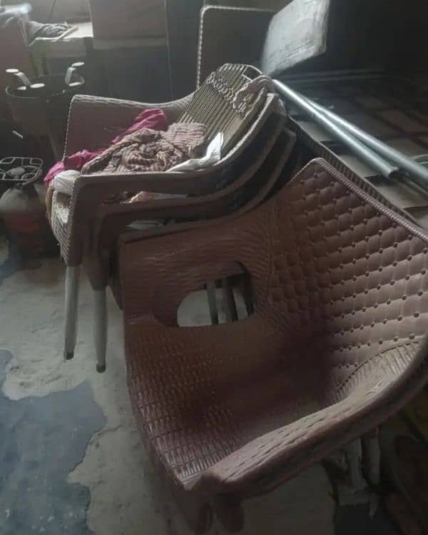 Hotel ka saman 2
