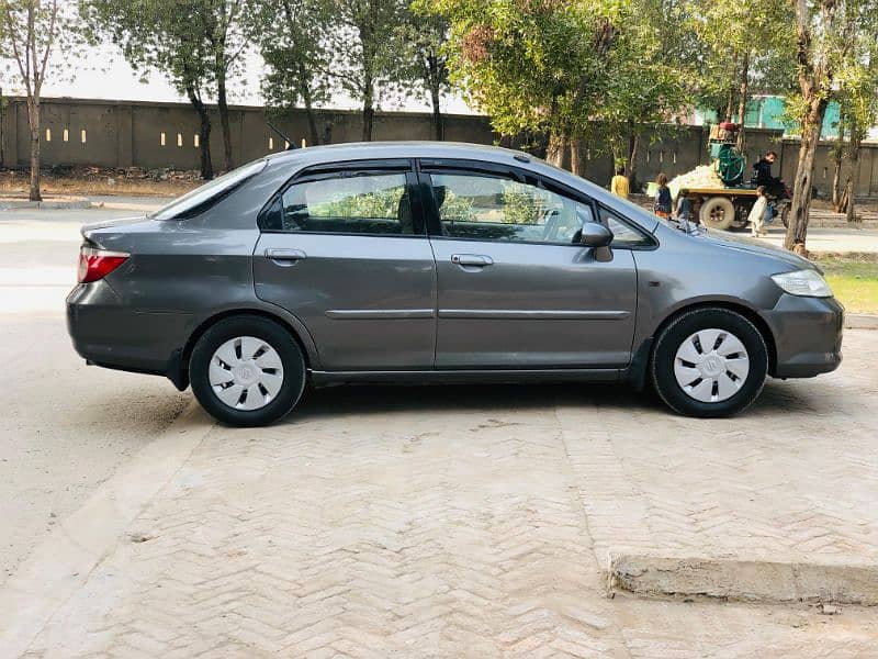 Honda City IDSI 2006 10