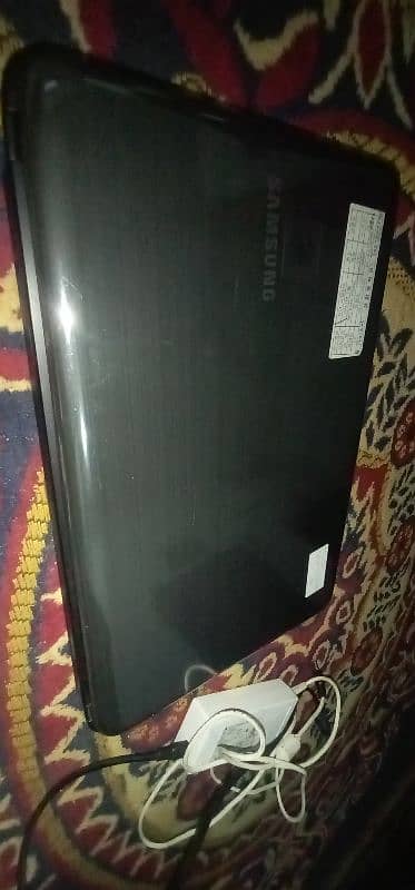 SAMSUNG SENS R 540 LAPTOP 4GB RAM 32 GB ROM 4