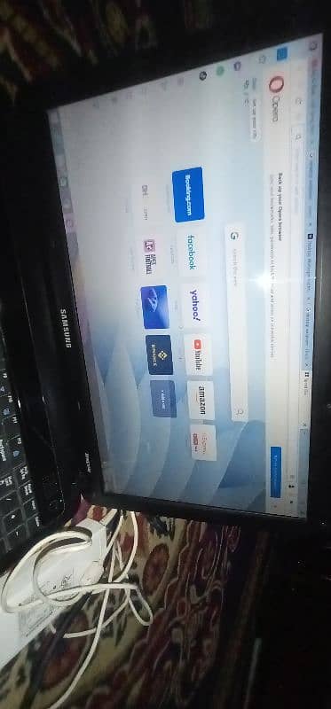 SAMSUNG SENS R 540 LAPTOP 4GB RAM 32 GB ROM 6