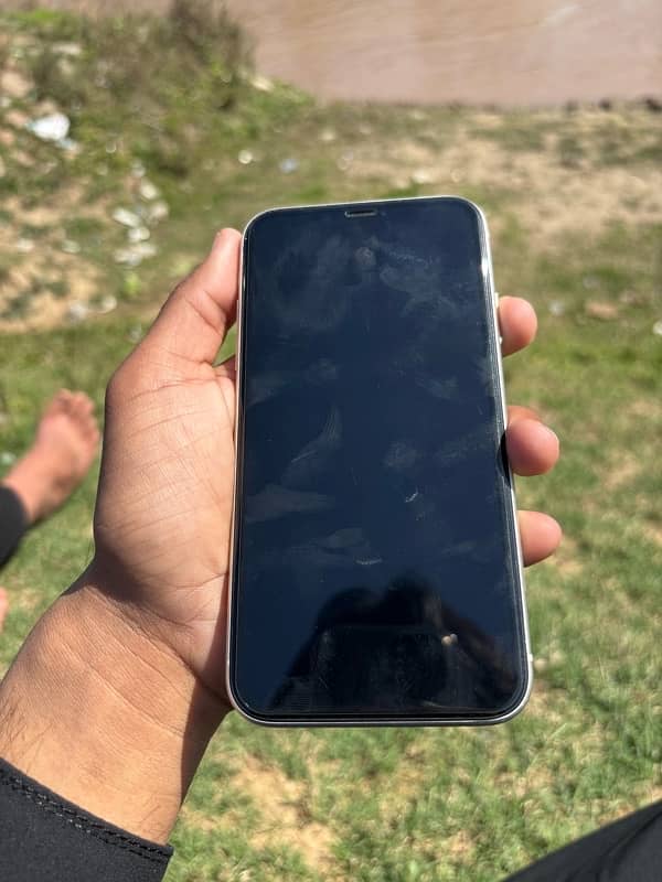 iphone 11 with box 64gb unlock 1