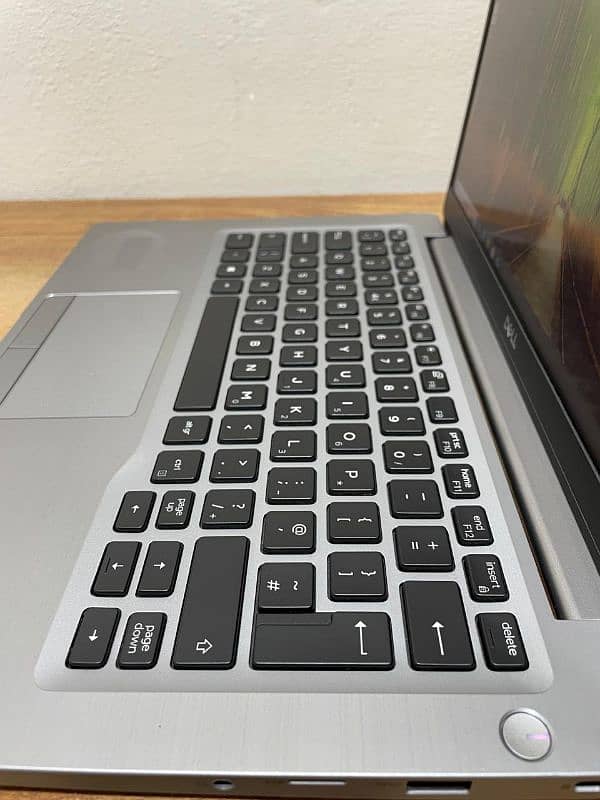 DELL LATITUDE 7400 i7-8th Generation (Silver Metal) 6