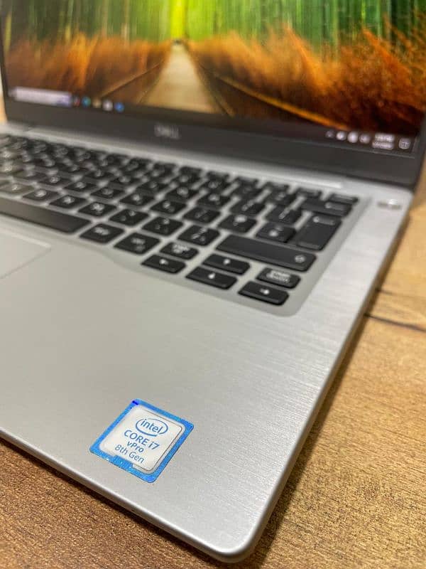 DELL LATITUDE 7400 i7-8th Generation (Silver Metal) 7