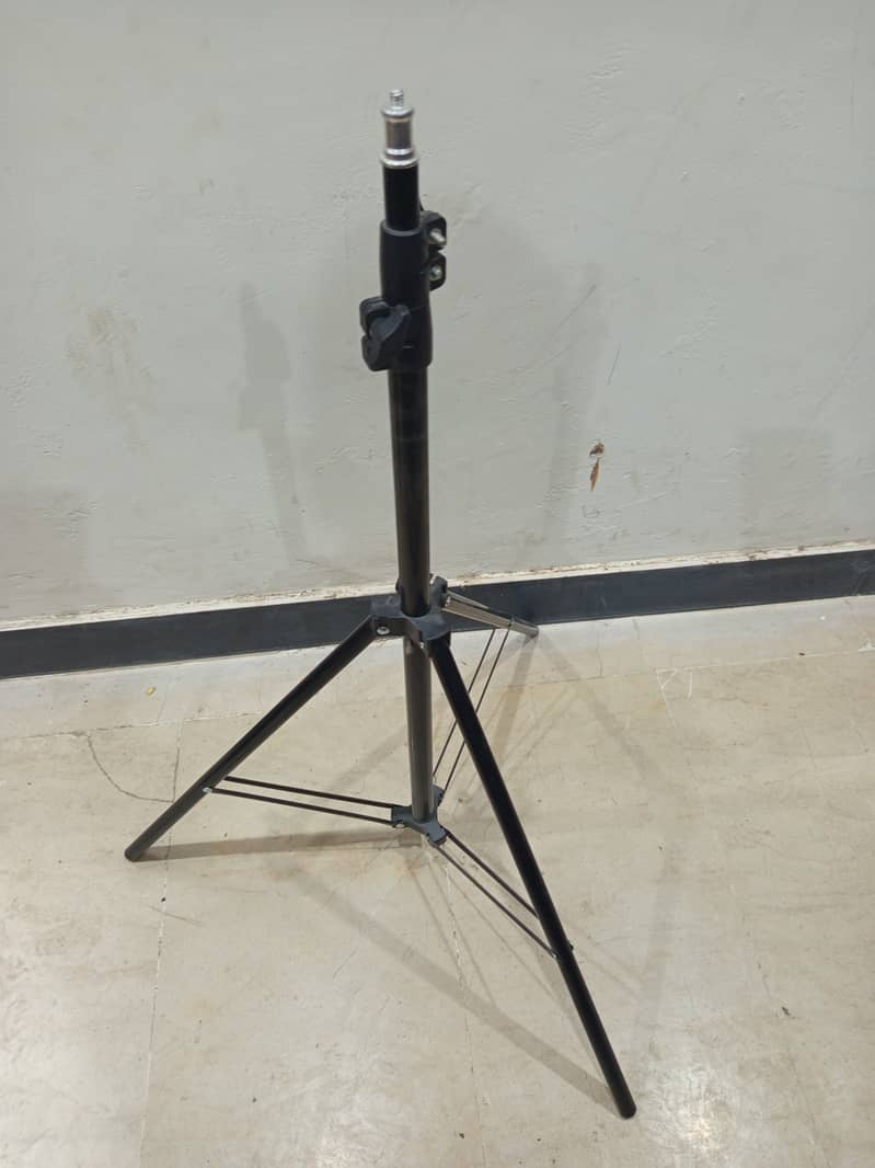 Tripod stand for mobile and camera 4