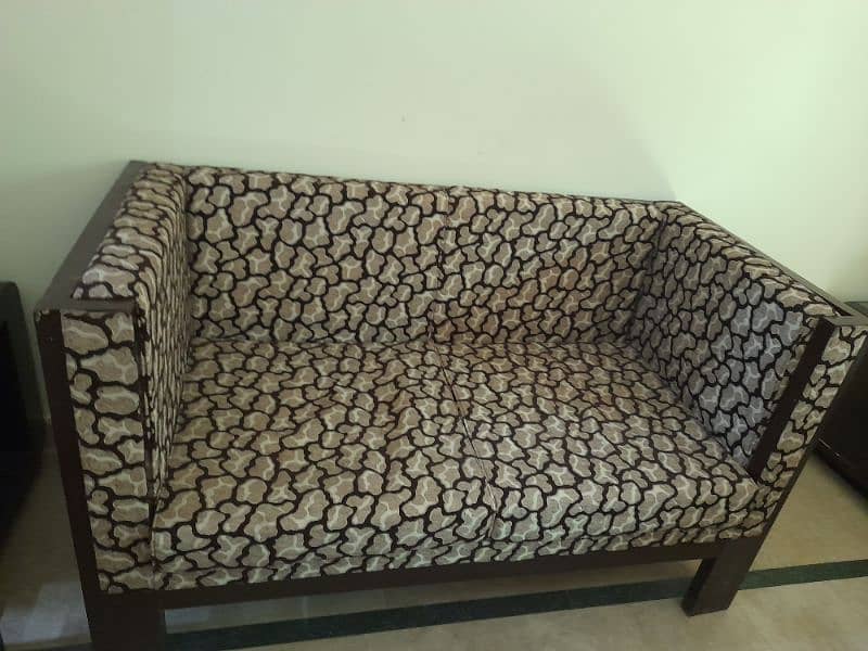 Used sofa set 0