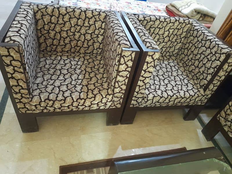 Used sofa set 1