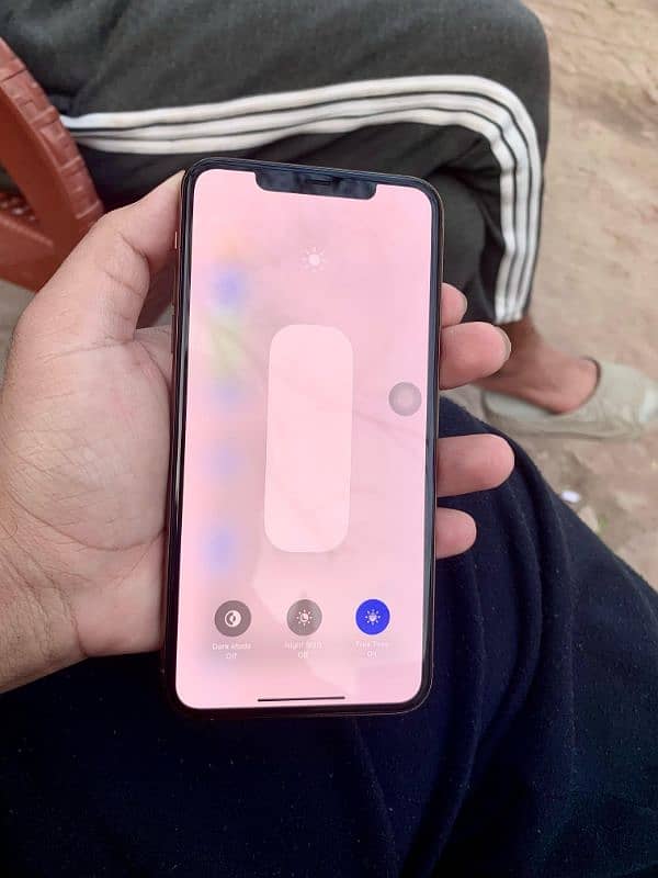 iphone 11 pro max 64 gb OFFICIALLY DUAL SIM PTA APPROVED 0