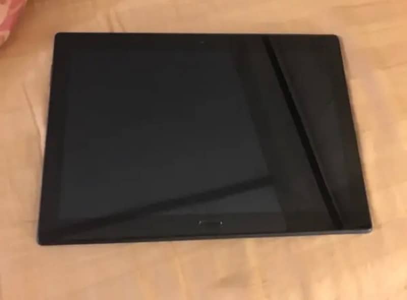 Lenovo tab excellent condition 3