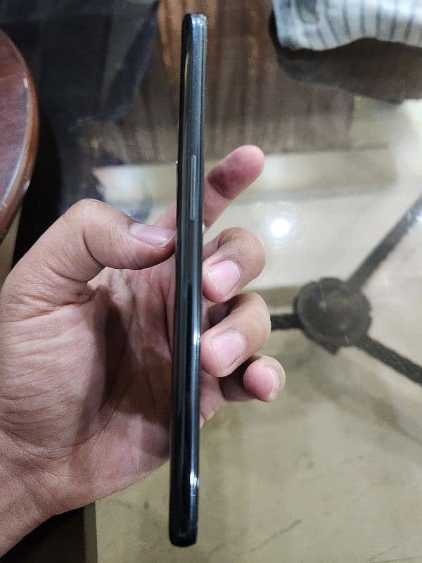 One Plus 9 is up for sale 3