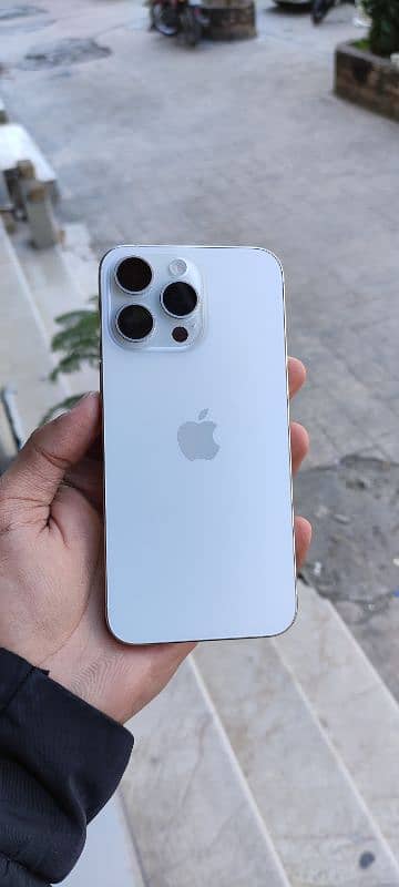 iPhone 15 Pro Max 256GB Factory Unlock 0