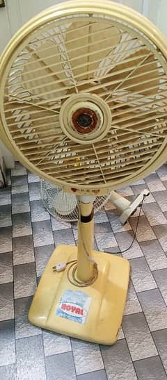 royal pedestal fan