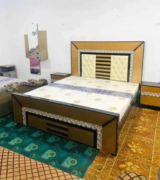 Bed / bed set / king size bed / double bed / poshish bed /side tables 6