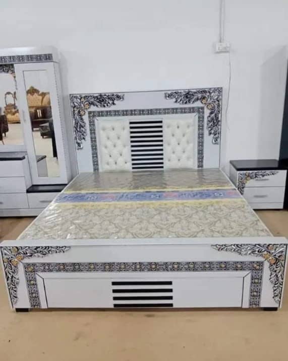 Bed / bed set / king size bed / double bed / poshish bed /side tables 11