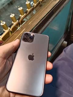 I phone 11 pro 256 Pta aproved