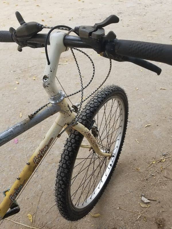 old japani cycle in good working condition 6