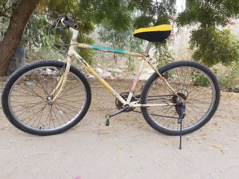 old japani cycle in good working condition 11