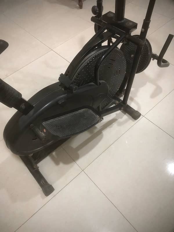 Excercise Cycle Machine 0