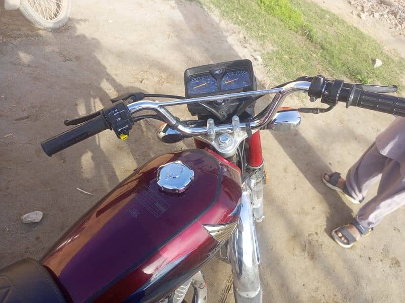 Honda 125 2024 k 9/10 manth ma aya ha 4