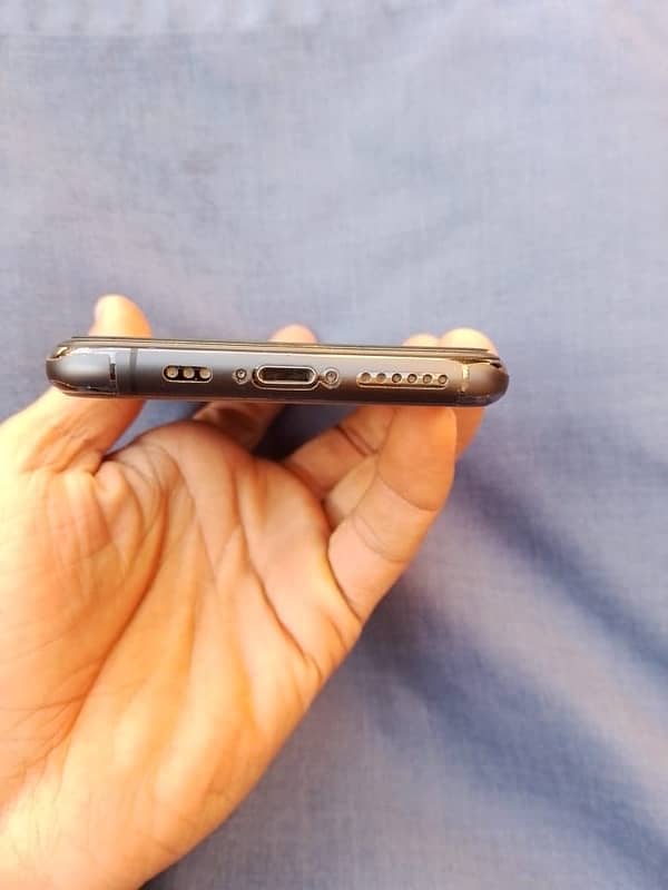 Iphone 11 Pro Non PTA 6