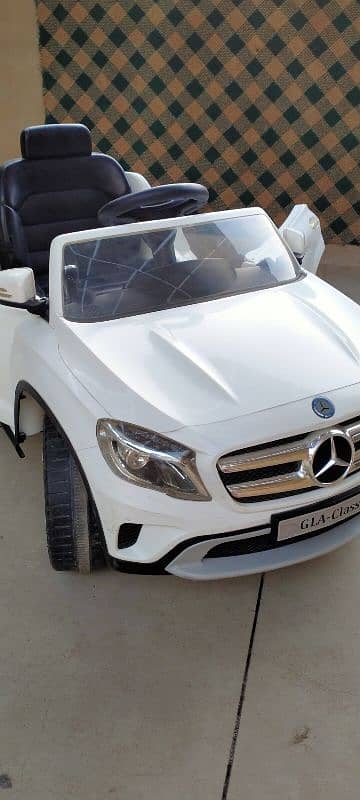 kids car Mercedes Benz GLA licenses model 1