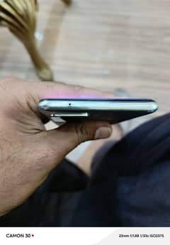 oppo f19 pro one hand use with only box