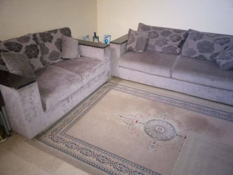 7 Seaters sofa set 0