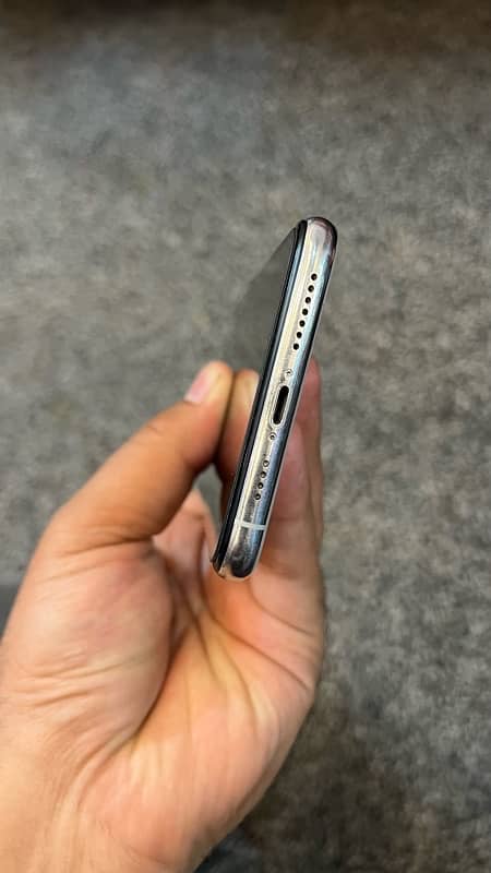 iPhone 11 pro max 256gb nonpta 2