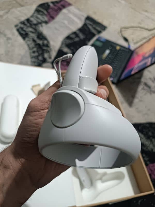 Oculus 2 256gb Meta opperated barely used 10/10 3