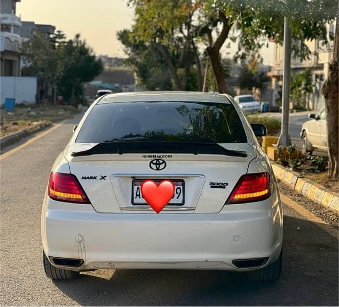 Toyota Mark X 300G premium traction push start 2