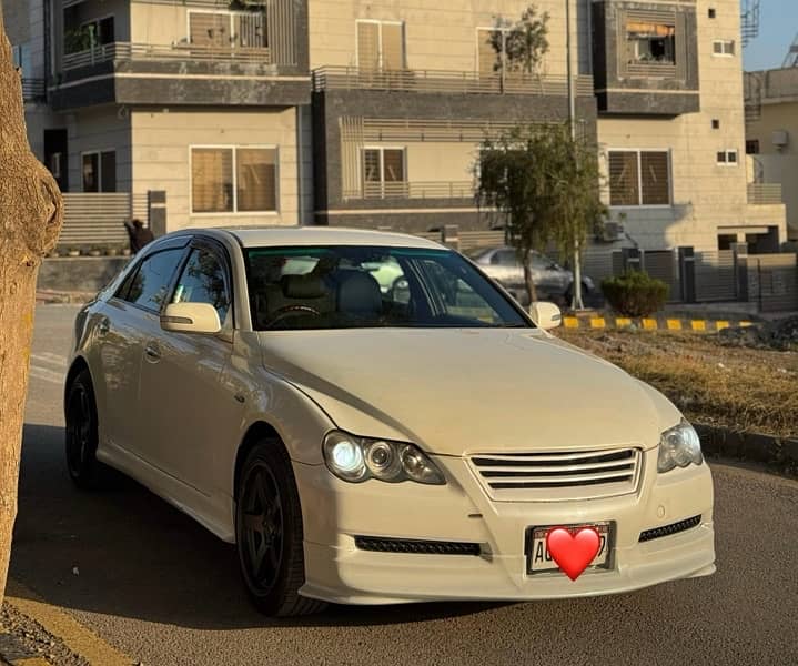 Toyota Mark X 300G premium traction push start 3