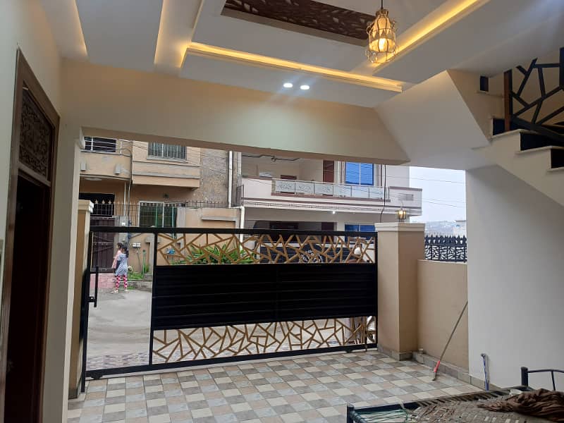 Ultra Designer Beautiful 6 Marla One and Half Story House for Sale With All Facilities in Airport Housing Society Near Gulzare Quid Express Highway Gulberg Greens Residencia 7