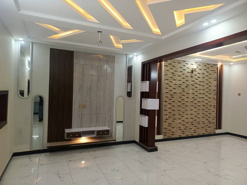 Ultra Designer Beautiful 6 Marla One and Half Story House for Sale With All Facilities in Airport Housing Society Near Gulzare Quid Express Highway Gulberg Greens Residencia 24