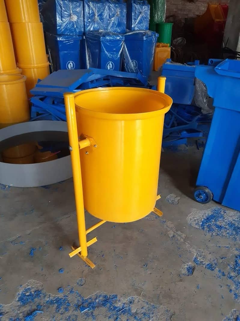 Industrial Bins, Garbage Bins , bins , Suthra punjab Bins, Dustbins 2