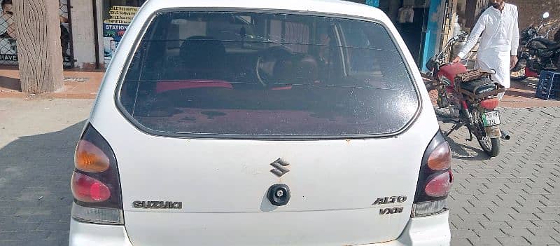 Suzuki Alto 2004 3